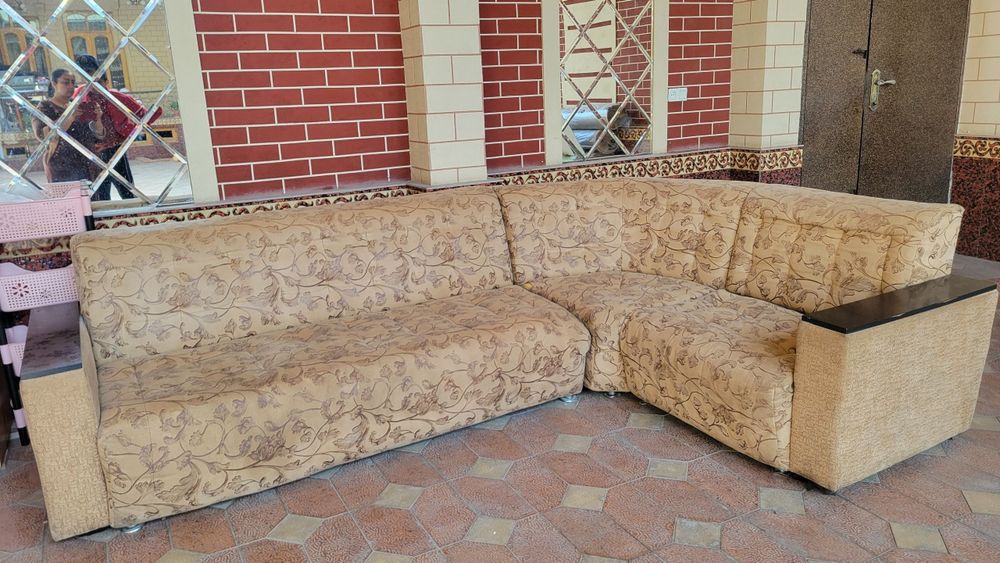 Уголок диван с чехлом