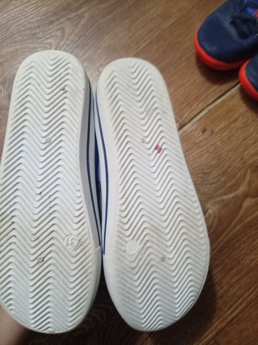 Ботуши и маратонки за момче 31н