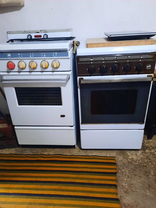 doua aragazuri perfect funcționale !