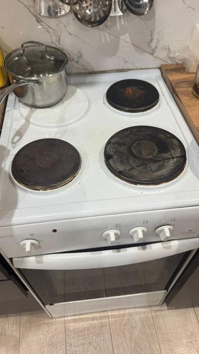 Продам плиту электрическую