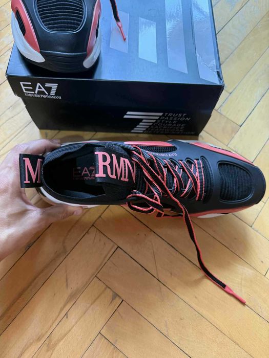 Черно/червени  сникърси EA7 Emporio Armani
