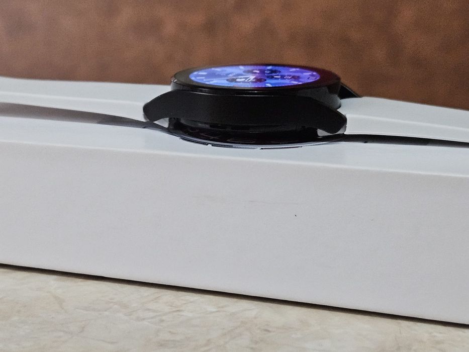 Samsung Watch 4 cu eSIM