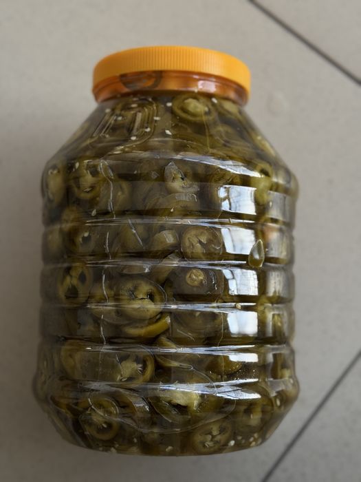 Маринованные перец и халапеньо