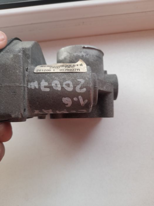 Продам дроссель на Форд фокус.