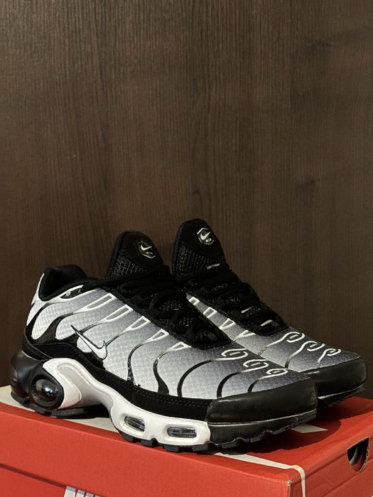 Nike Air Max Plus TN Black Silver - 40,41,42,43,44,45,46