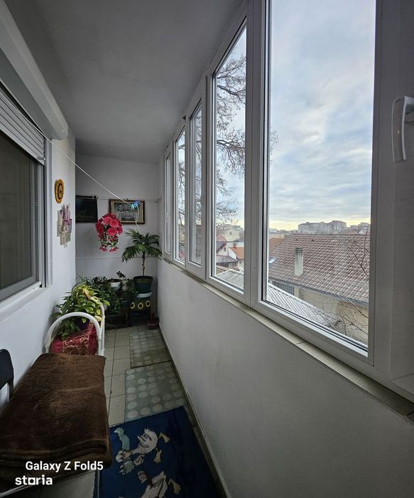 Apartament 2 camere – Str.  Splaiul Crisanei – 200 €/lună