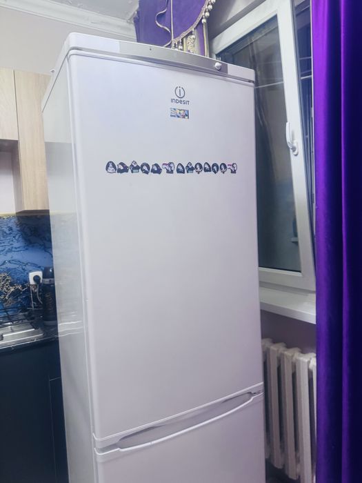 Продам холодильник