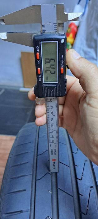 Vând jante aliaj R16 cu anvelope de vara Hankook – DOT 0621
Vând jante