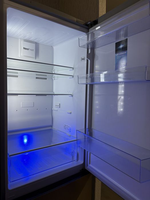 Продам холодильник