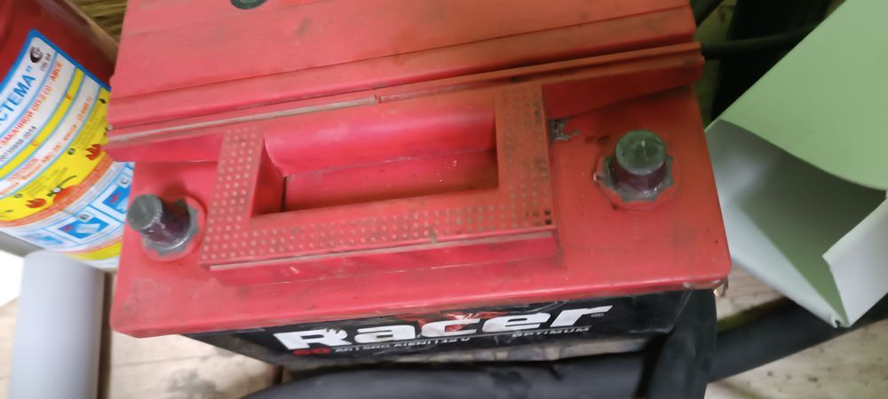 Акумлятор ниссан