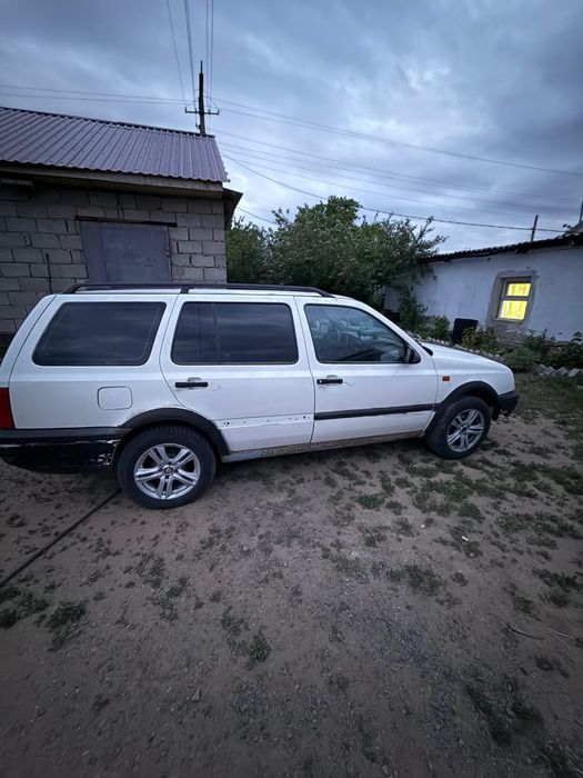 Фольксваген гольф уневирсал