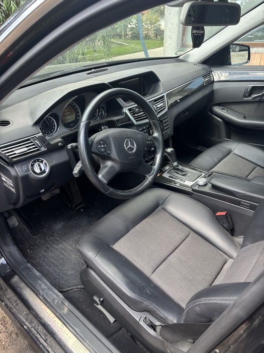 Mercedes w212 НА ЧАСТИ ЛЯВ ВОЛАН