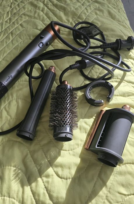 Dyson airwrap origin