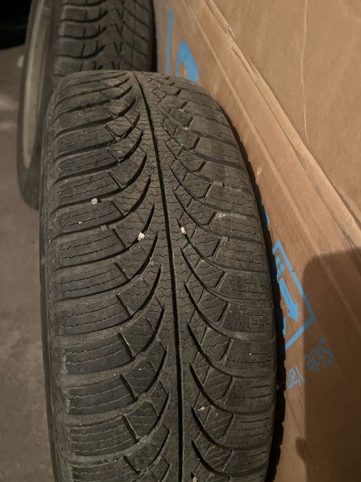 Зимни гуми Michelin 2 бр. и ESA Tecar 2 бр. 195/60/15