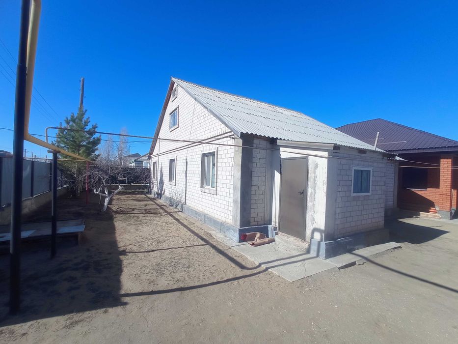 Дом щитосборный, облицованный силикатом