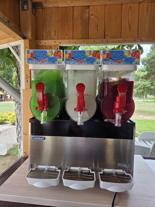 Aparat de slushie granita aproape nou