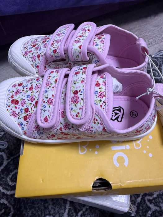 Продам новые кеды