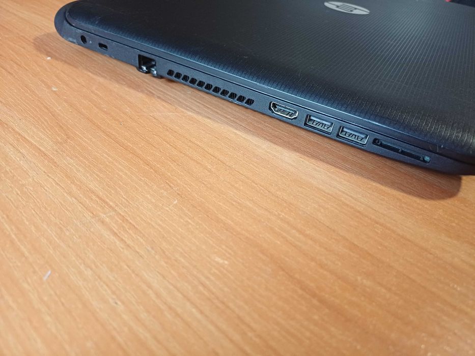 17.3' HP AMD A8/12GB РАМ/256GB SSD/Бат. 4 часа/Radeon R5