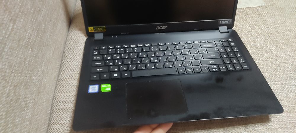 Современный офисный ноутбук