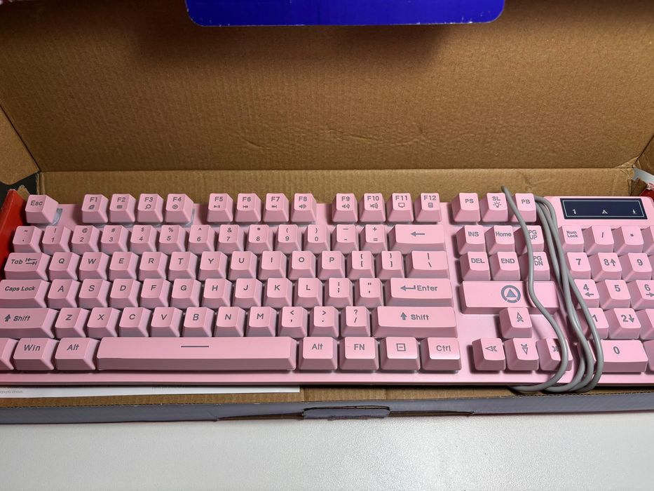 клавиатура мембранная (розовая)