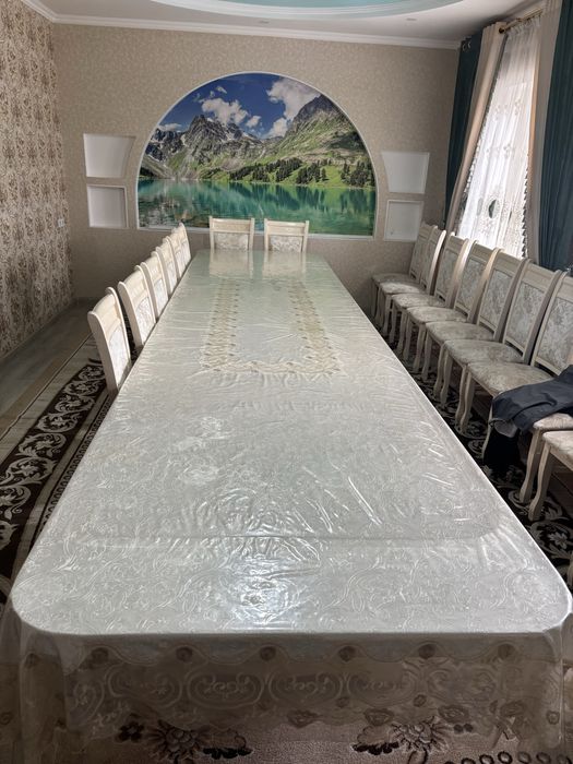 Стол для зала и гостинный