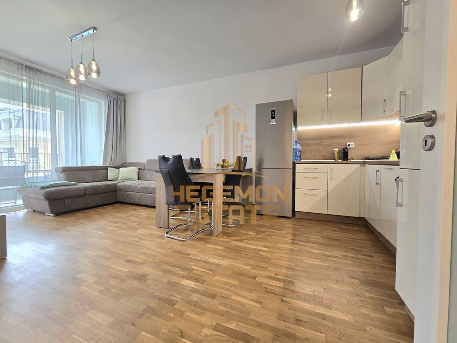 Дава се под наем Двустаен апартамент в к.к. Св.Св. Константин и Елена - 77 кв.м за 800 € - Снимка #3