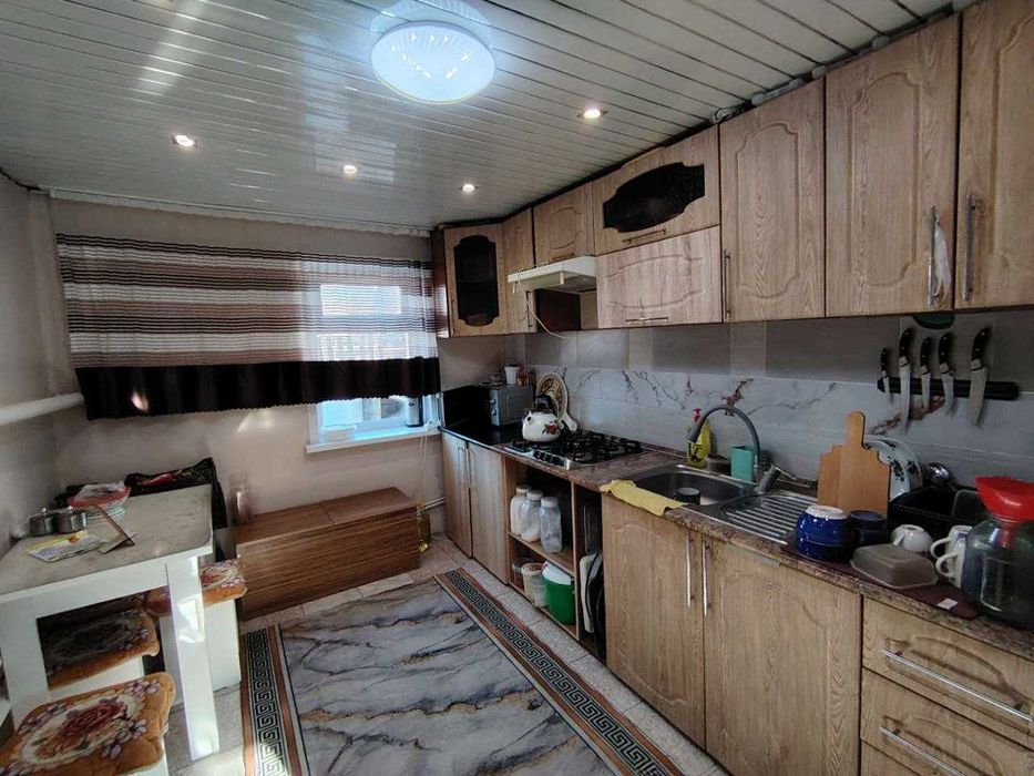 4-комнатный дом в черте города.