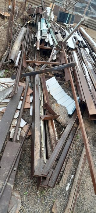 Ферма фермы железный уголок