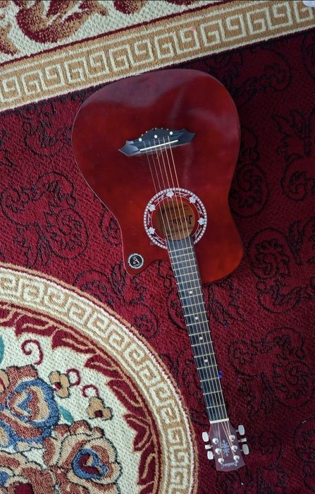 Gitara, ideal va toza
