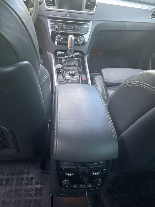 Peugeot 508 SW 2011 2.2 204hp  versiune full