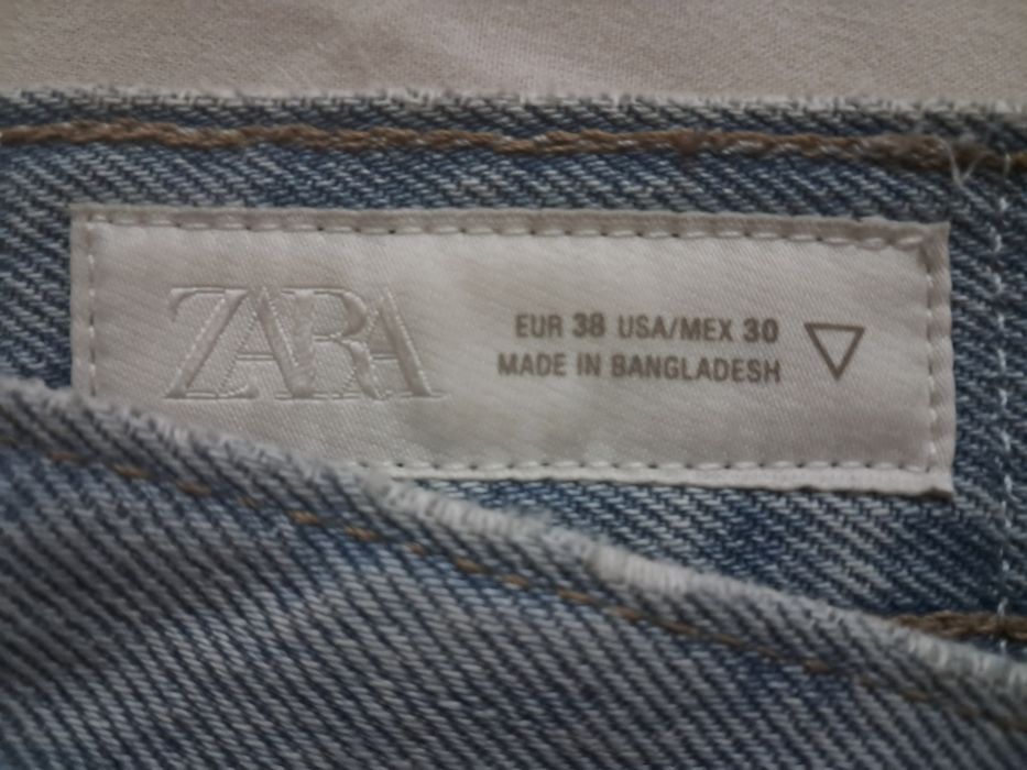 Джинсы ZARA Straight