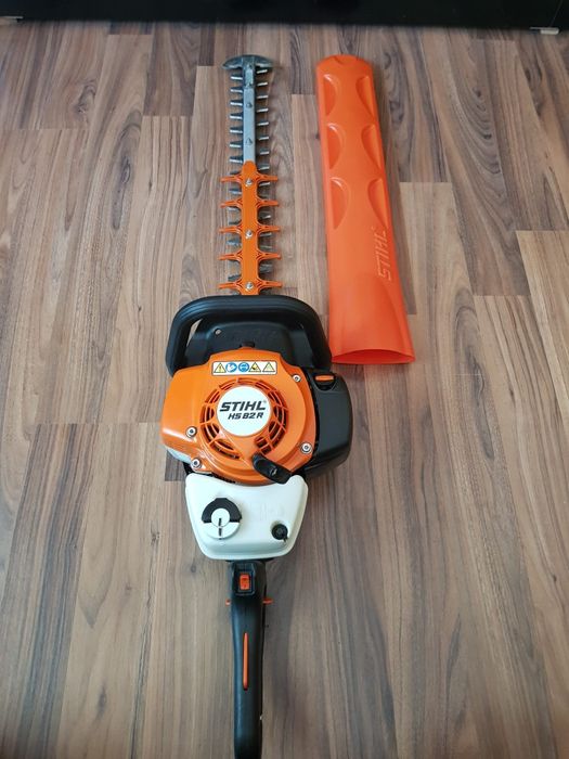 Stihl HS 82 R,foarfecă de tuns gard viuimpecabilă.