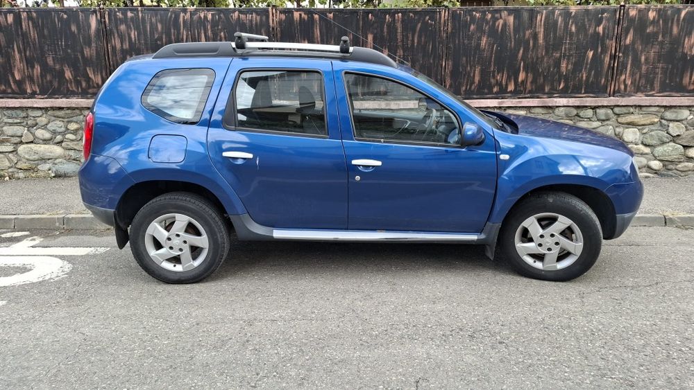 Dezmembrez Dacia Duster motor 1.5 DCI