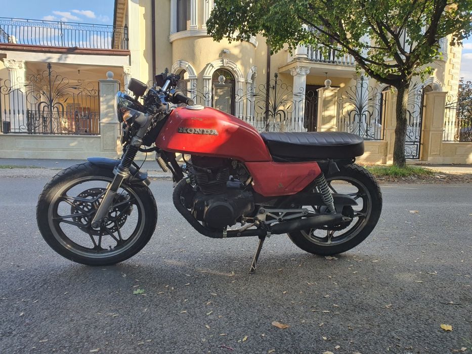 Vând honda cb 450n