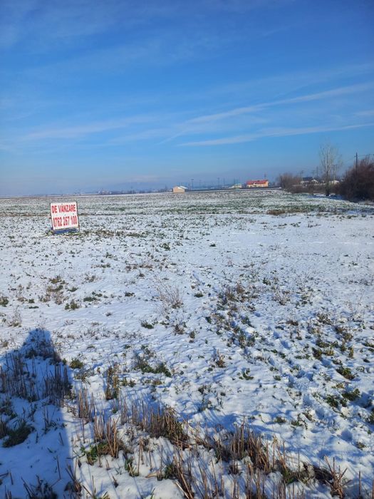 Vand teren intravilan Zlatarei (strada principala)