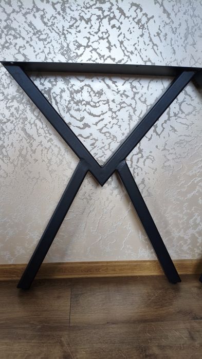 Метални крака за маса