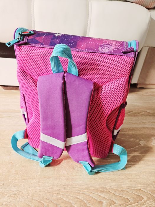 Продам школьный рюкзак