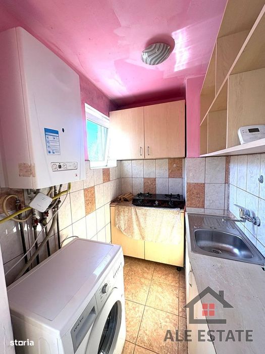 Apartament 2 camere de vanzare, mobilat, etaj 2, zona Micro 3