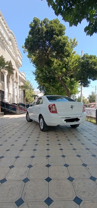 Продам автомобиль кобальт