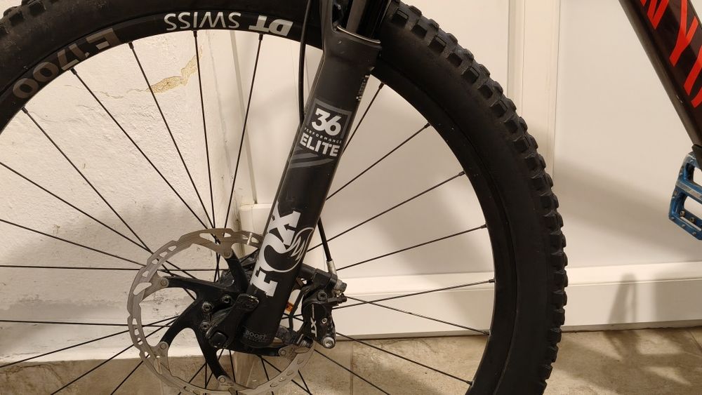 Canyon strive  29er full suspension fox 36 xt