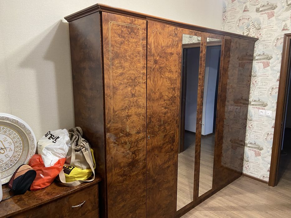 Спальный гарнитур с кроватью