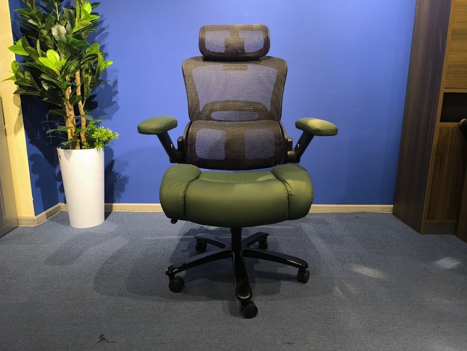 Кресло Mustang, Dastavka va garantya bor. Optim va dona