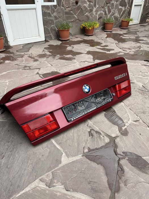 Сполер Hella на BMW e34