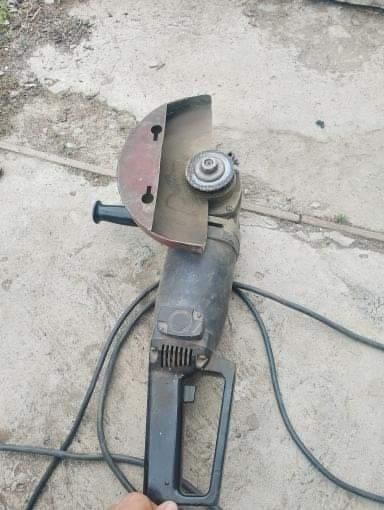 продам болгарку 230диаметр диска