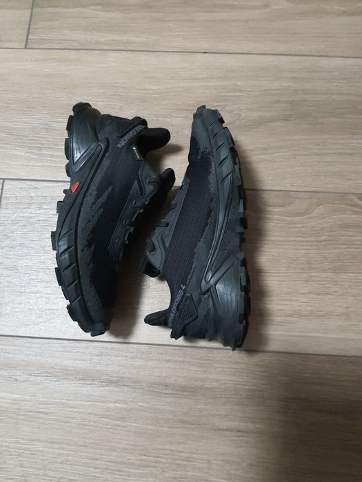 Salomon Goretex mărimea 37
