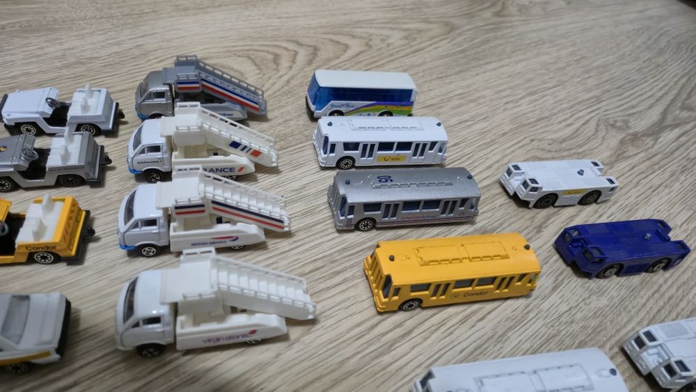 Модельки - техника для аэропорта