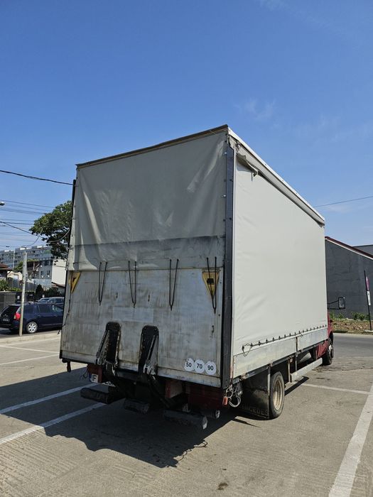 Vând Mercedes Sprinter