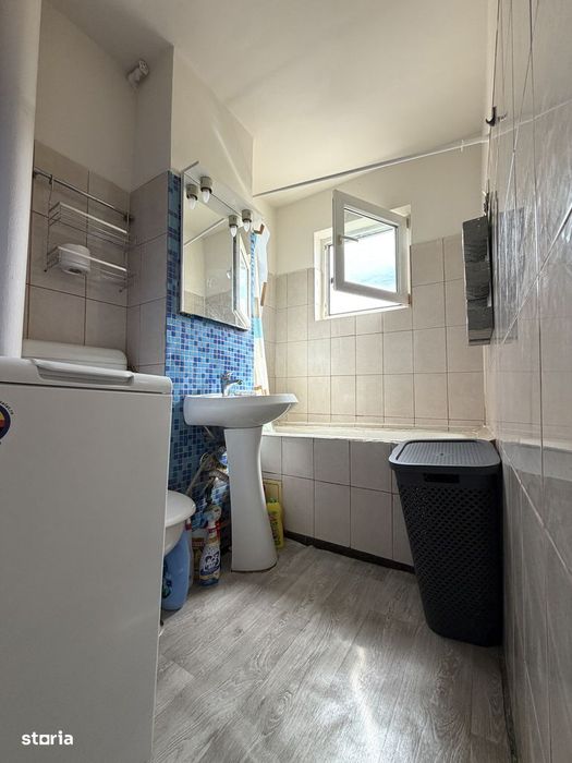 Apartament cu 1 camera, 28 mp utili, etaj 3 -Complexul Studentesc