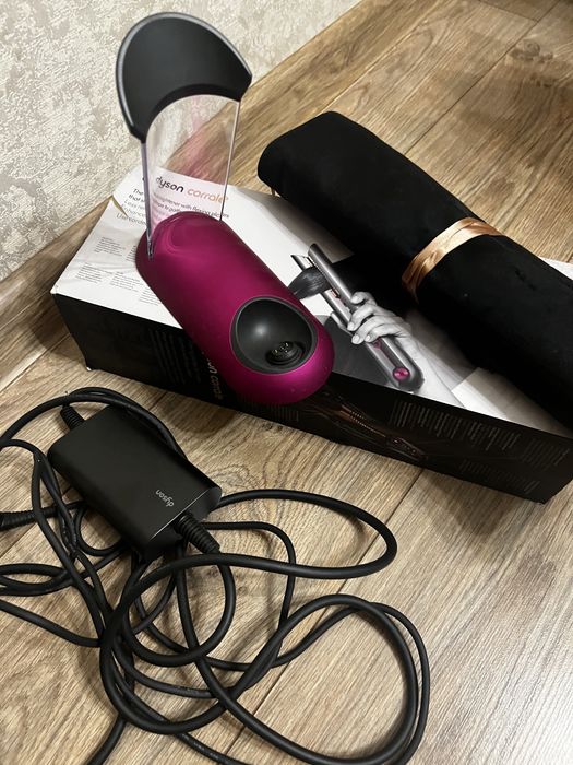 Dyson Corrale утюжек