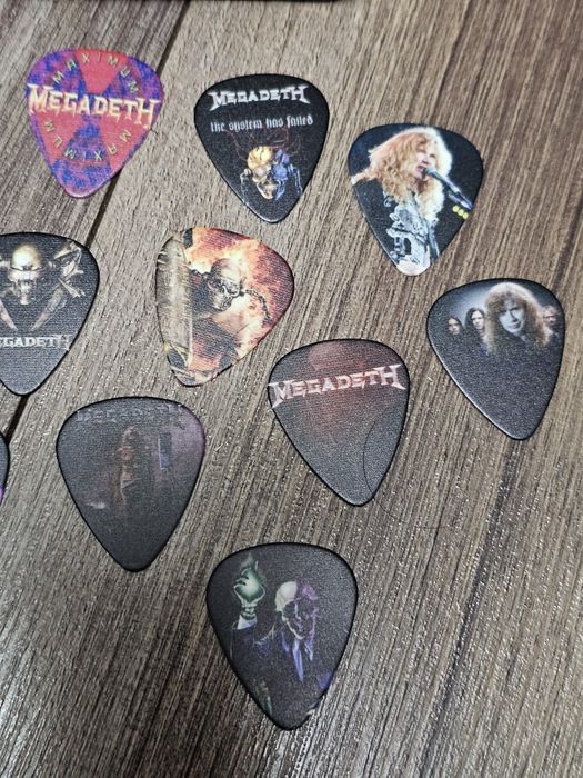 Megadeth pana de chitara